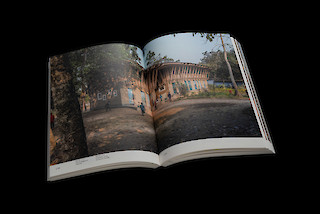 Repros. Buchpublikation. Foto: Matthias Bünzli.