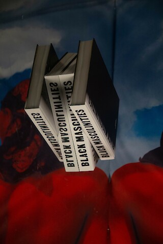 © Joshua Amissah. Hintergrundfotografie: Ruby Okoro.