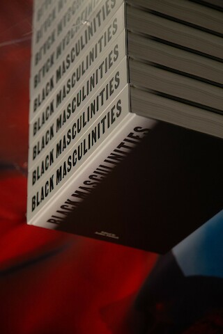 © Joshua Amissah. Hintergrundfotografie: Ruby Okoro.